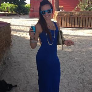 Meet your Posher, Niki